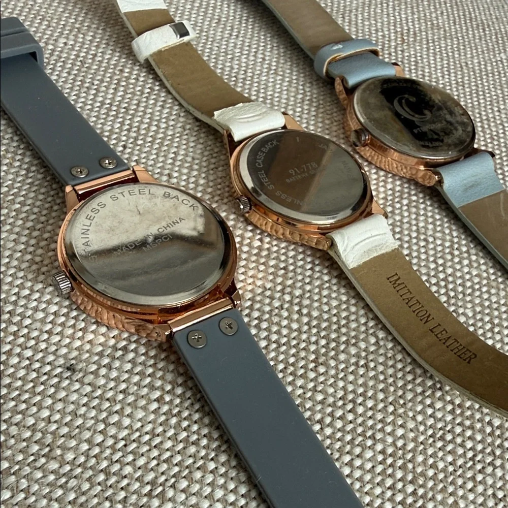 Vintage Rose Gold Watches with Gray and White Leather Straps